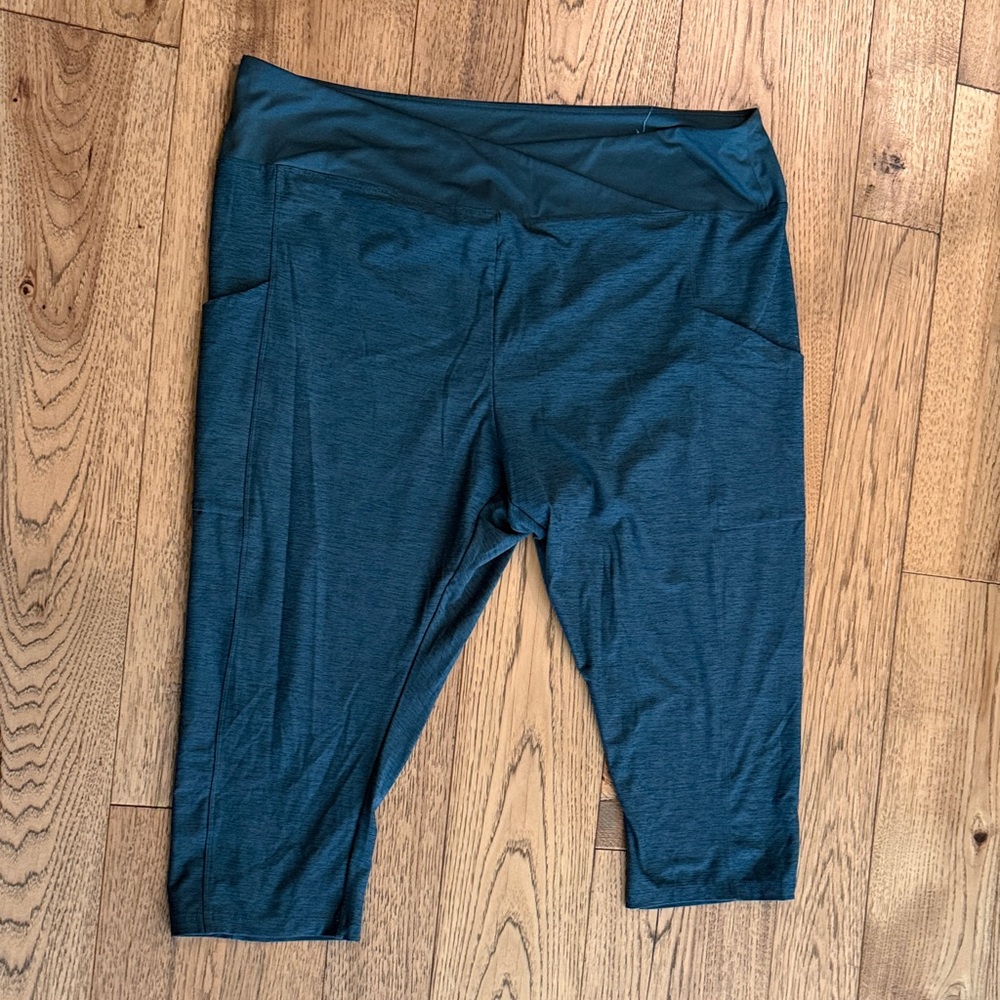 Sonoma Women's Dark Teal Capris